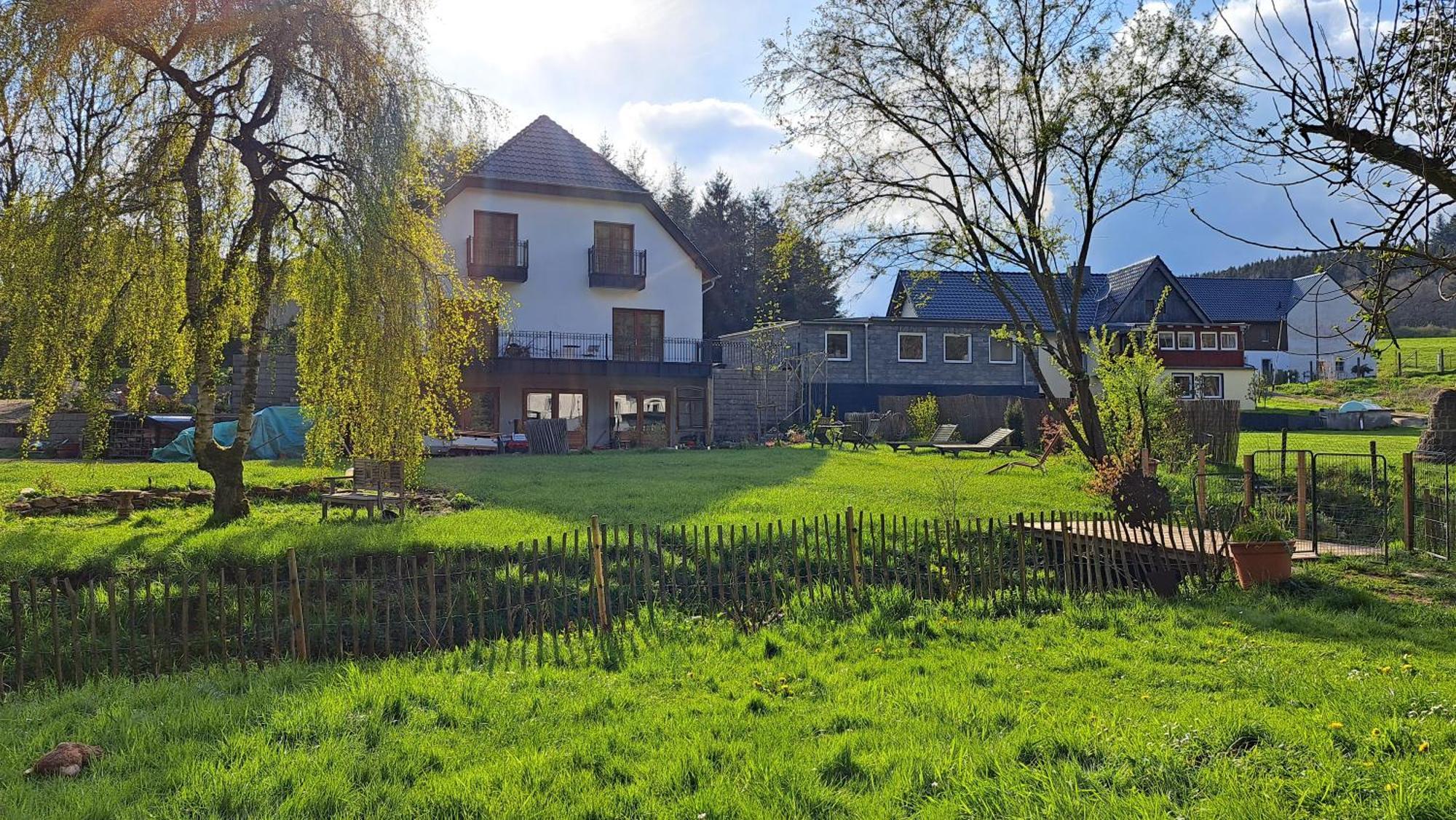 Ferienwohnungen Friedrichs Blankenheim  Exteriör bild
